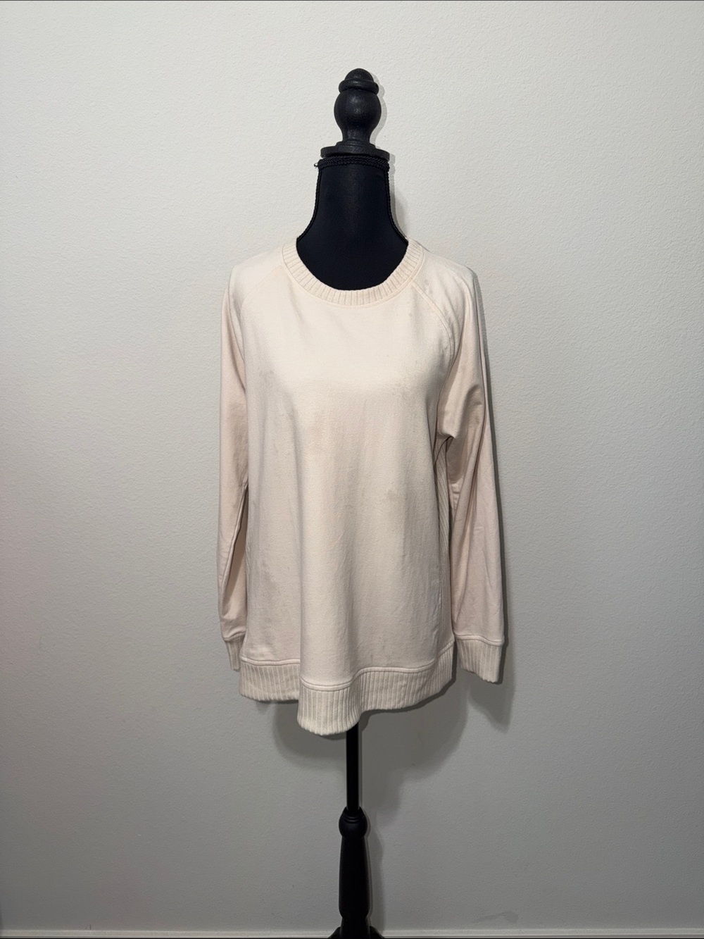 New! Belle Kim Gravel Women's Cream Long-Sleeve Crewneck PulloverP1